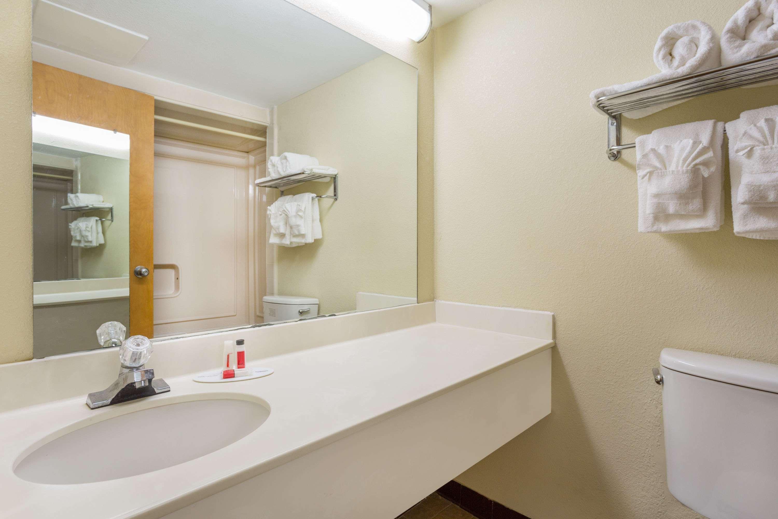 Howard Johnson By Wyndham Williamsburg Norge Екстер'єр фото