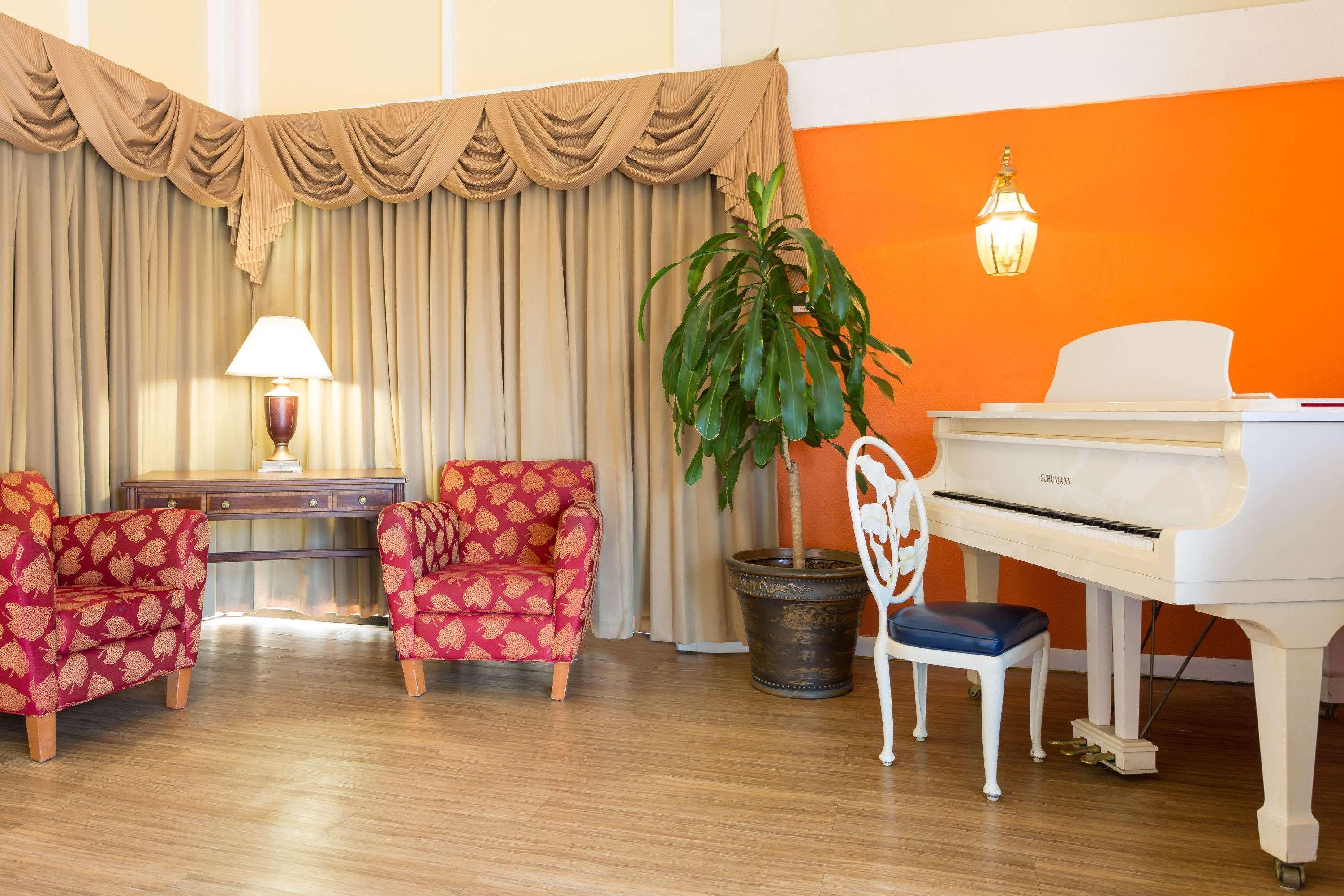 Howard Johnson By Wyndham Williamsburg Norge Екстер'єр фото