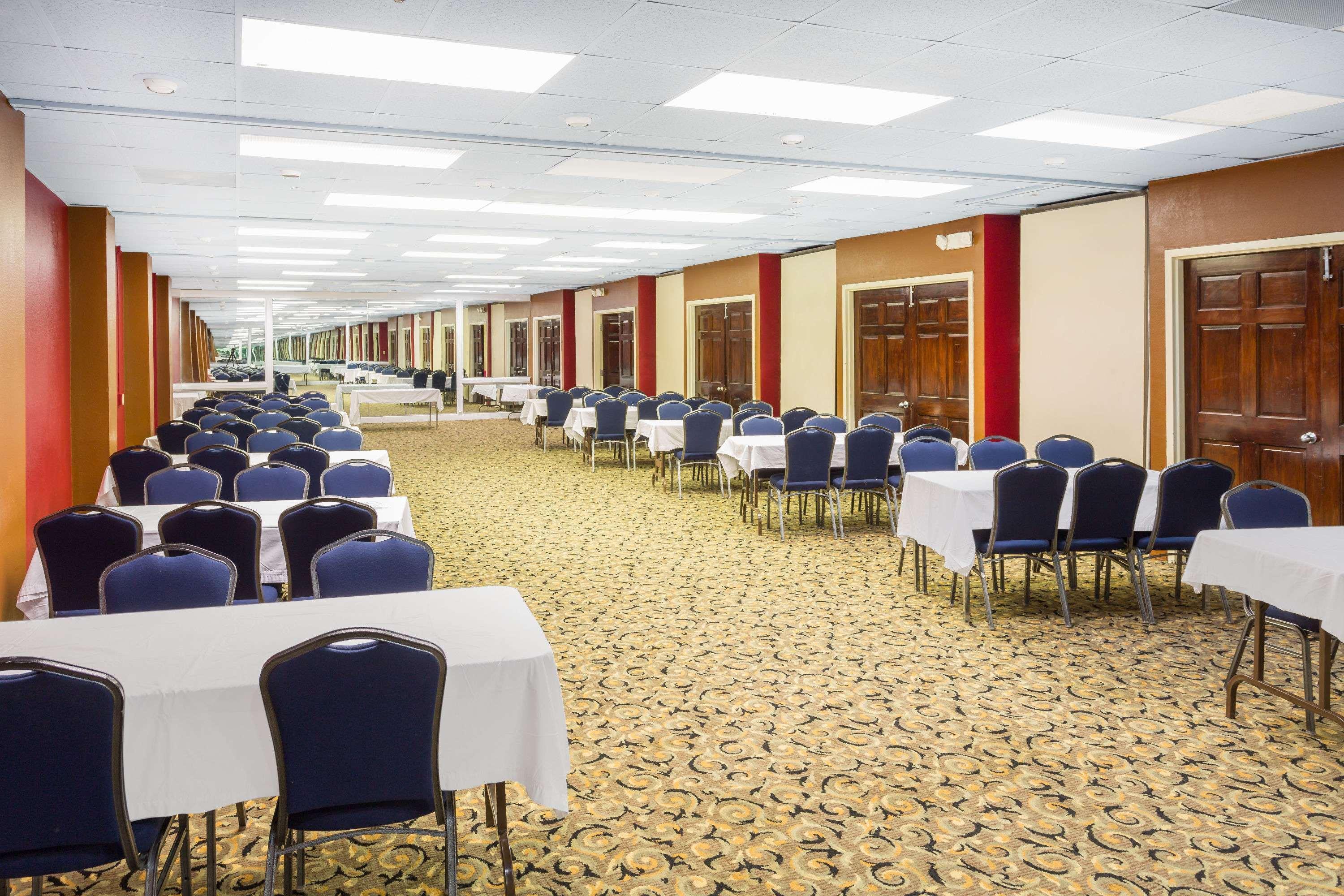Howard Johnson By Wyndham Williamsburg Norge Екстер'єр фото