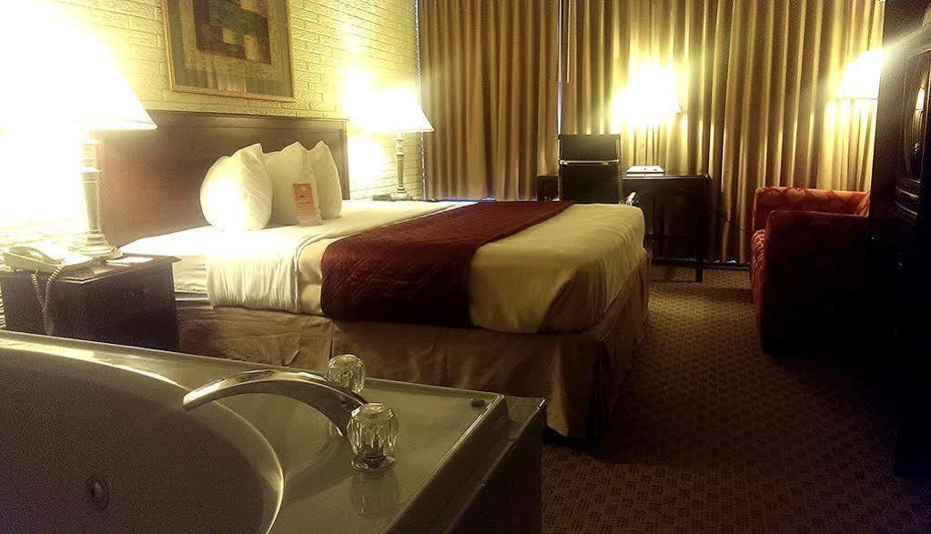 Howard Johnson By Wyndham Williamsburg Norge Екстер'єр фото